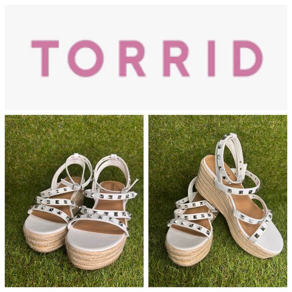 Torrid White Studded Gladiator Platform Sandal 8WW NWOT - Picture 1 of 13